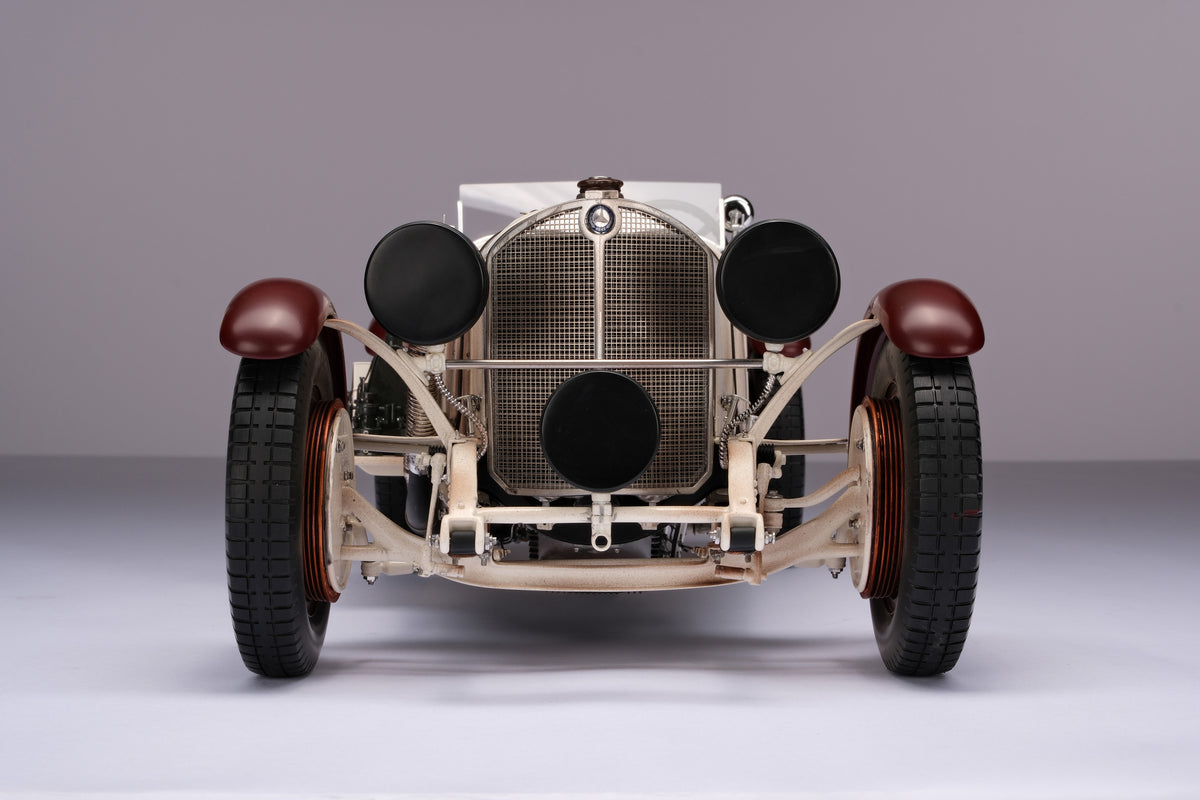Mercedes-Benz SSKL - Vainqueur de la Mille Miglia 1931 - Rudolf Caracciola - Patinée - Échelle 1:8