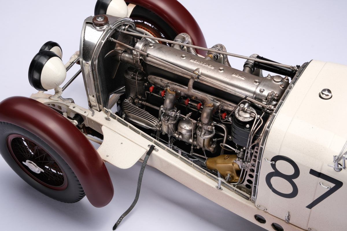 Mercedes-Benz SSKL - Vainqueur de la Mille Miglia 1931 - Rudolf Caracciola - Patinée - Échelle 1:8