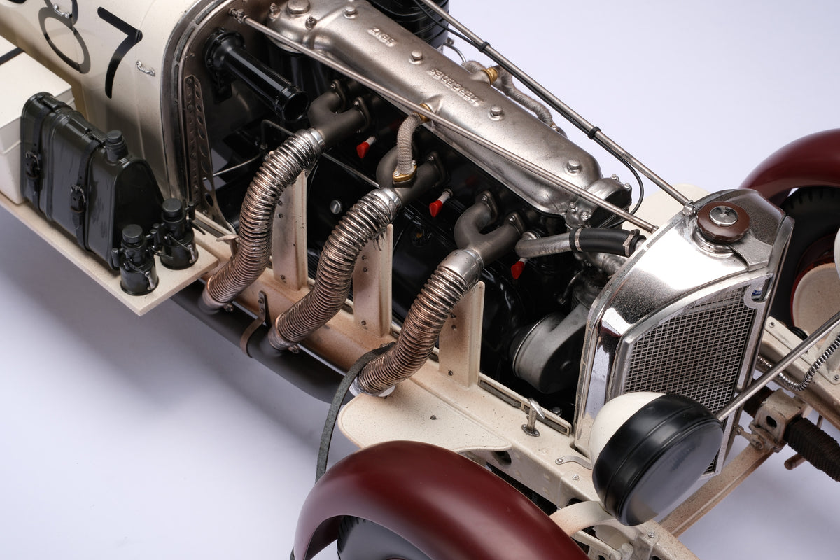 Mercedes-Benz SSKL - Vainqueur de la Mille Miglia 1931 - Rudolf Caracciola - Patinée - Échelle 1:8