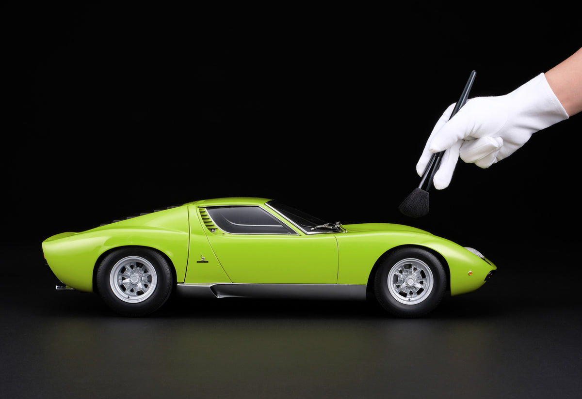 Lamborghini Miura P400 SV (1971) - Verde Miura - 1:8 scale