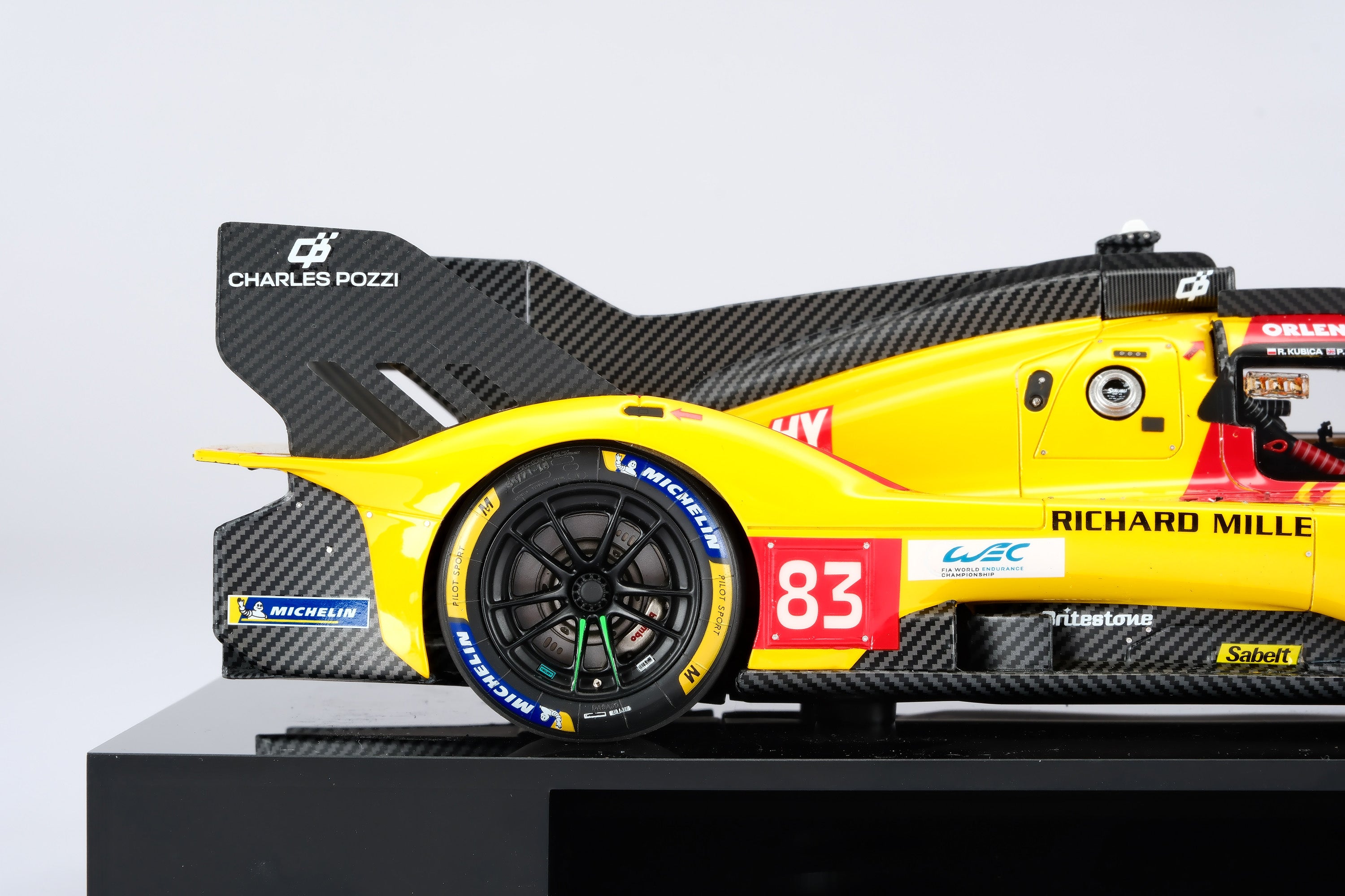 DSCF3097_4000x2677_crop_center