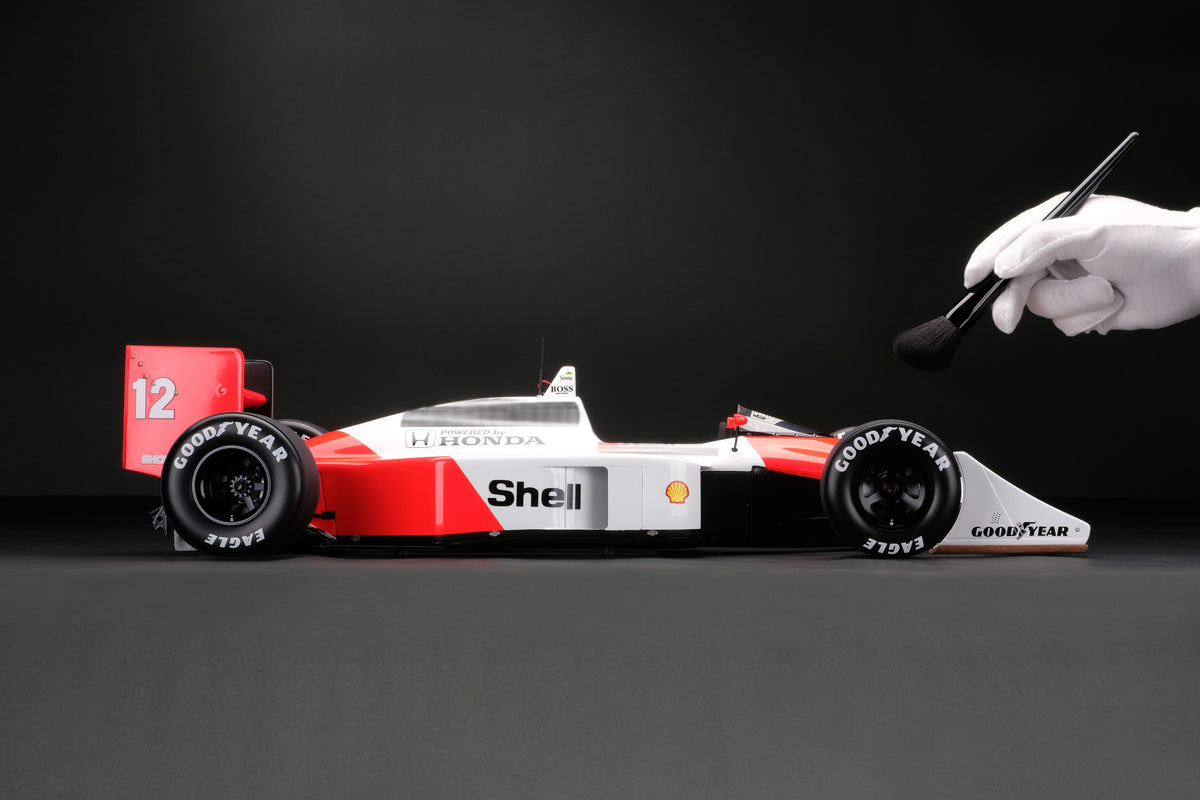 McLaren MP4/4 - Vainqueur du Grand Prix du Japon 1988 - Ayrton Senna - Échelle 1:8
