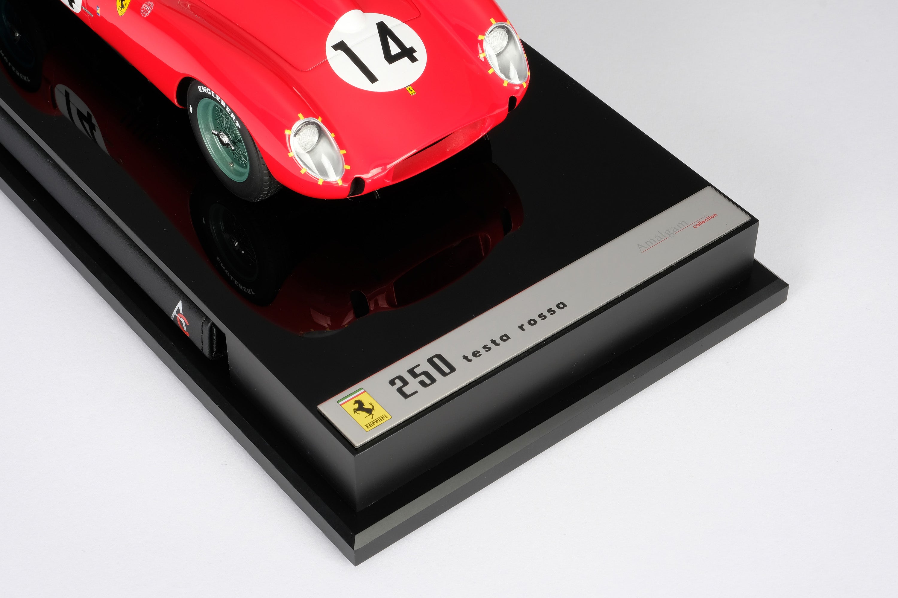 Ferrari 250 TR - 1958 Le Mans Winner – Amalgam Collection