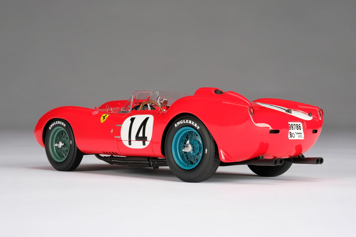 Ferrari 250 TR - 1958 Le Mans Winner - 1:18 scale model by Amalgam Collection