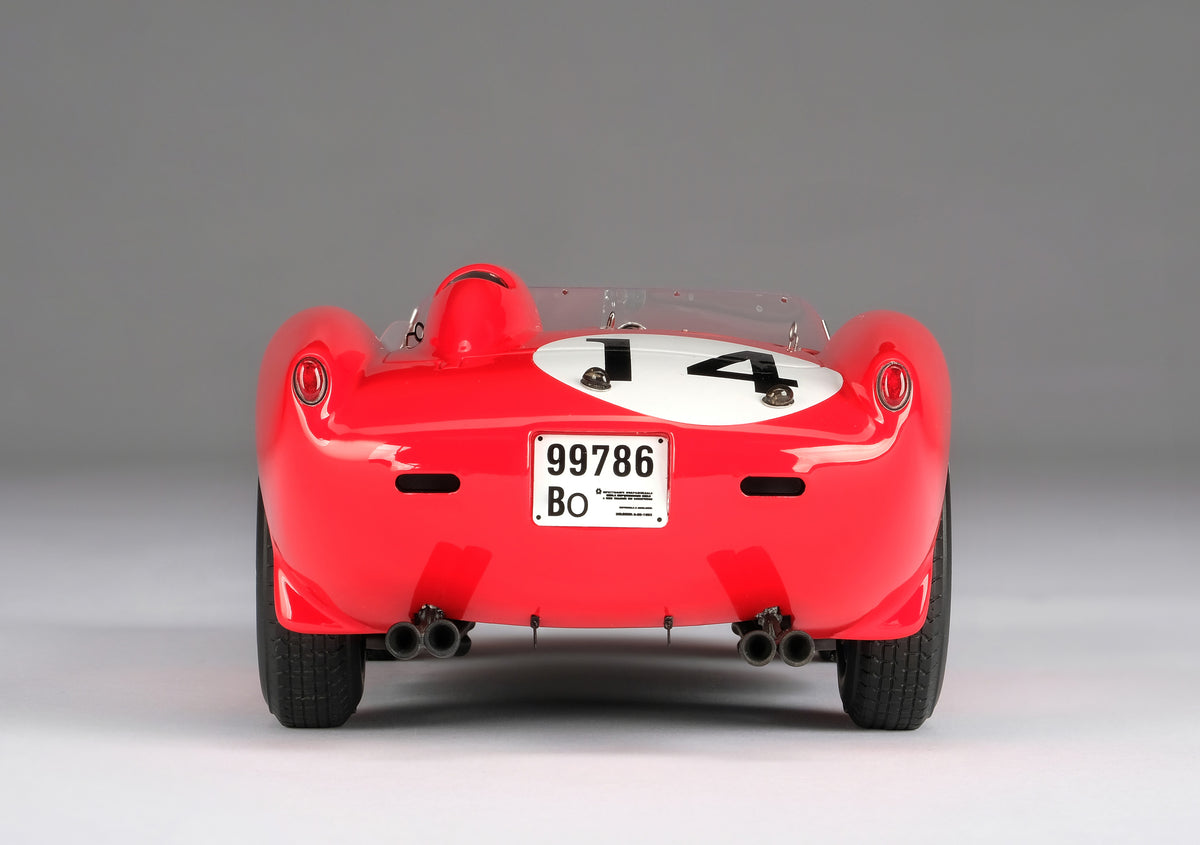Ferrari 250 TR - 1958 Le Mans Winner - 1:18 scale model by Amalgam Collection