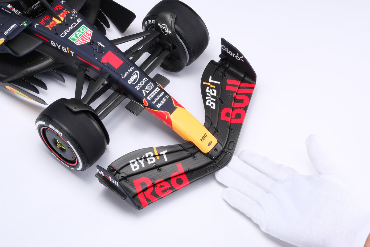 Oracle Red Bull Racing RB19 - 2023 Season Livery - Max Verstappen