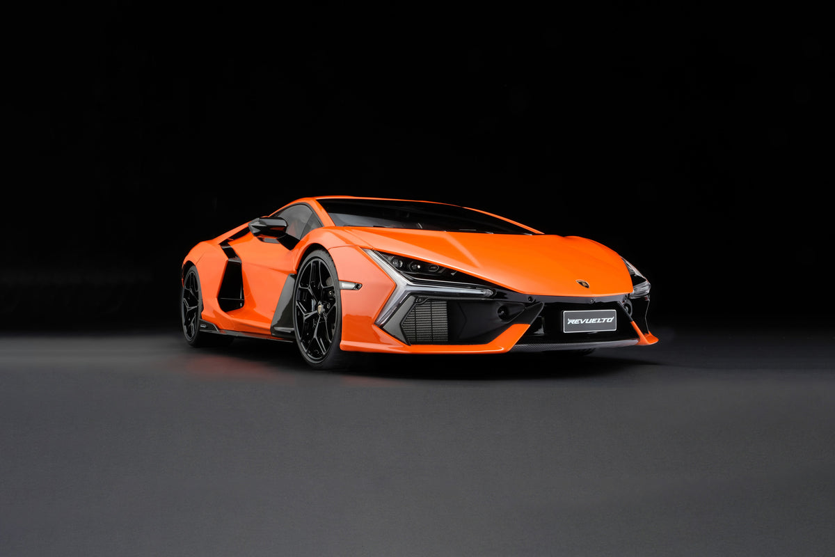 Lamborghini Revuelto (2023) - Arancio Apodis - 1:8 scale