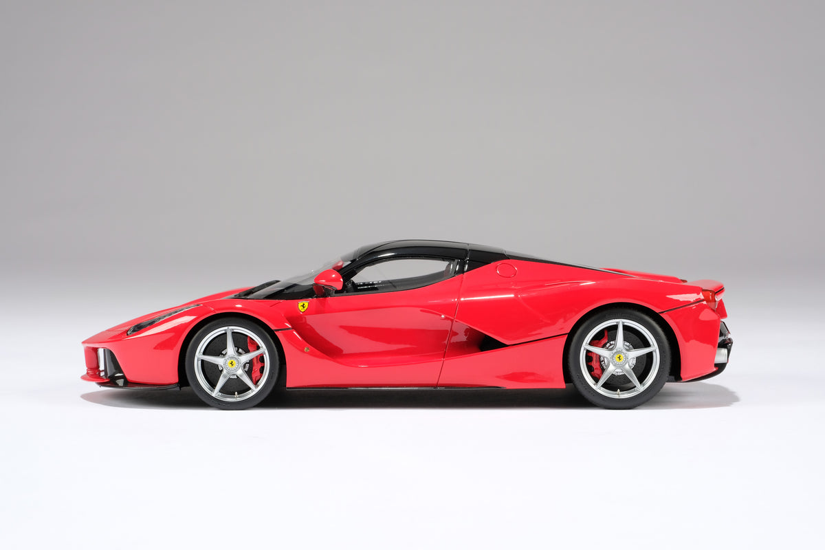 Ferrari LaFerrari Coupe model at 1:18 scale by Amalgam Collection