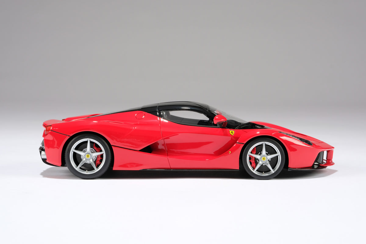 Ferrari LaFerrari Coupe model at 1:18 scale by Amalgam Collection