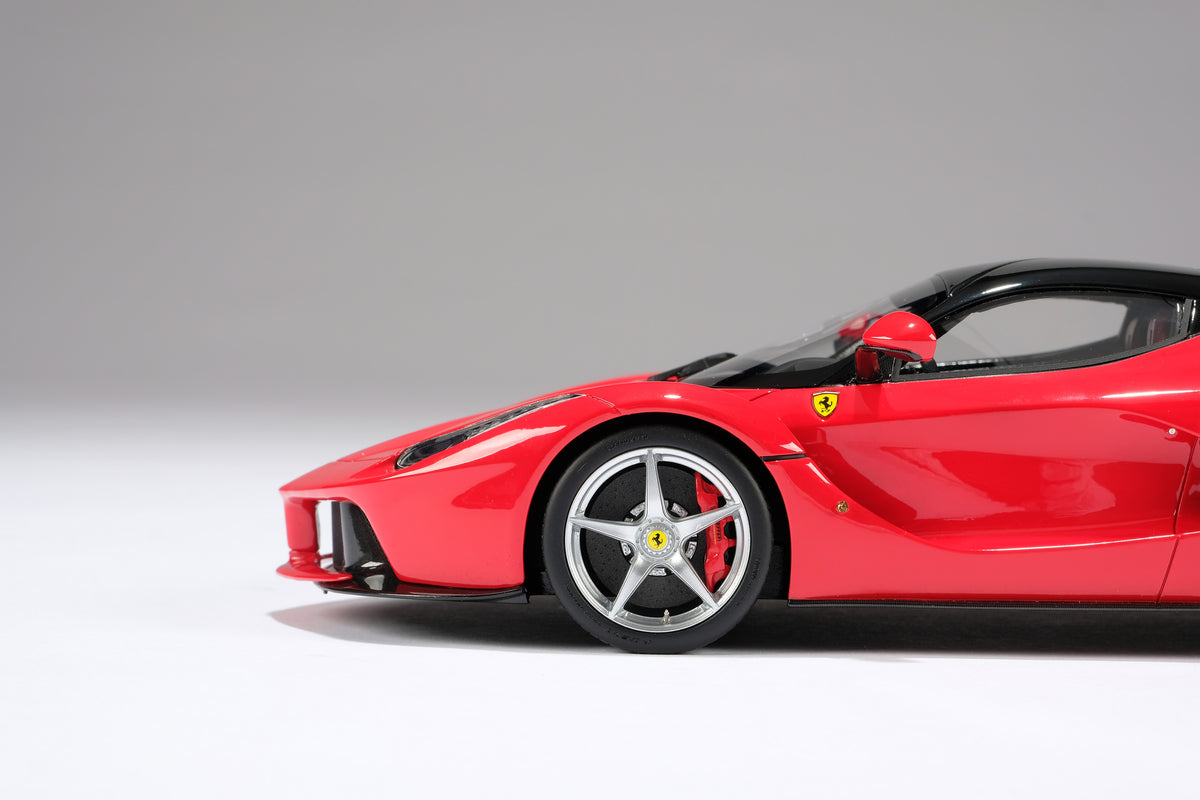 Ferrari LaFerrari Coupe model at 1:18 scale by Amalgam Collection