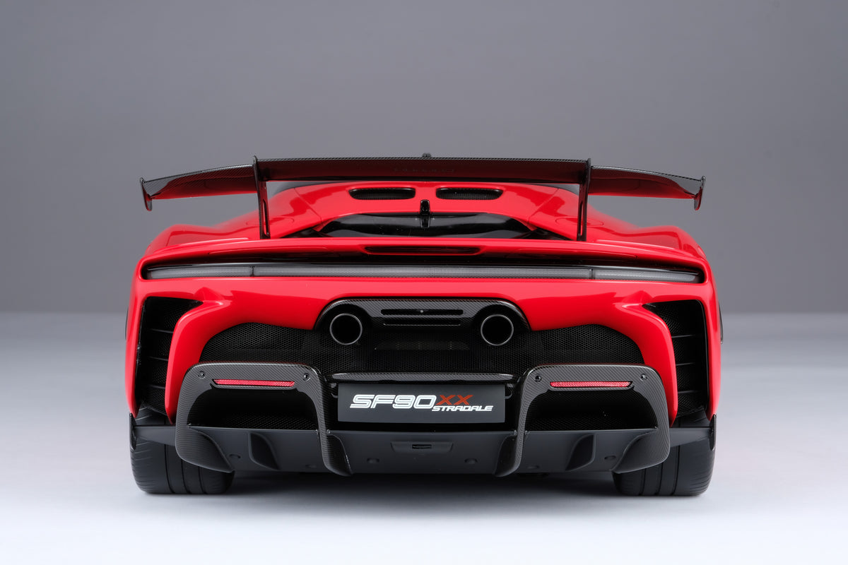 Ferrari SF90 XX Stradale (2023)