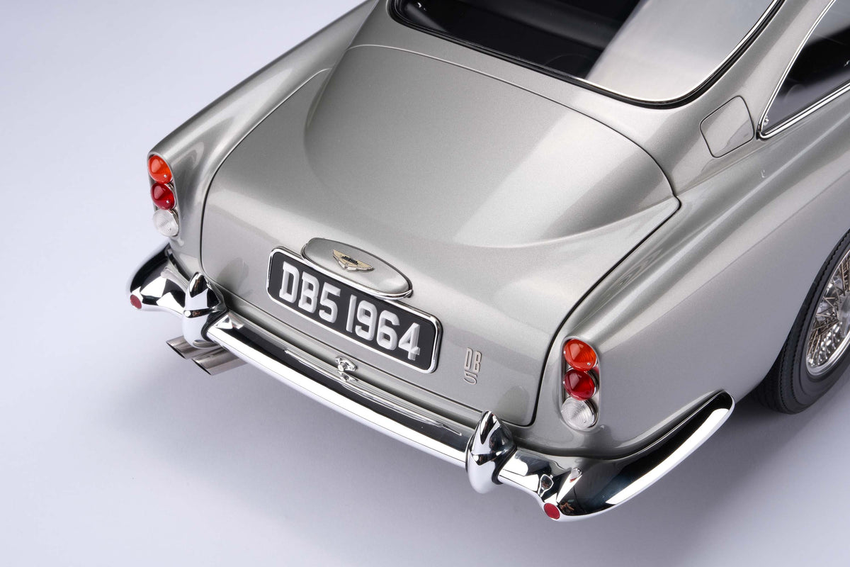 Aston Martin DB5 Vantage (1964)