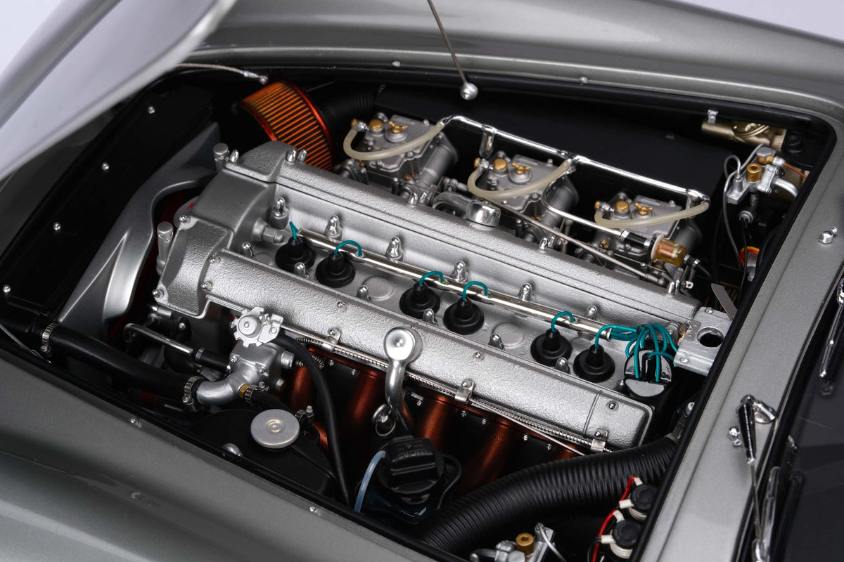 Aston Martin DB5 Vantage (1964)