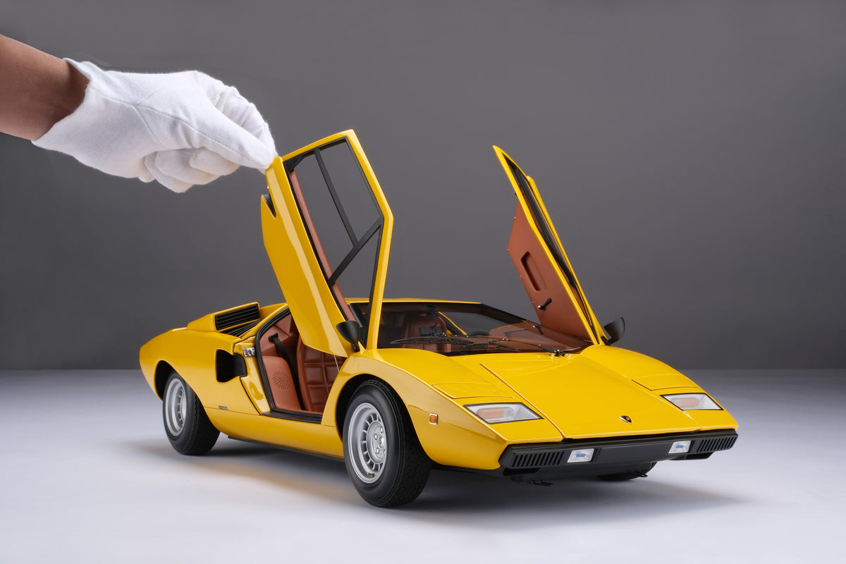 Lamborghini Countach - Edition in Yellow