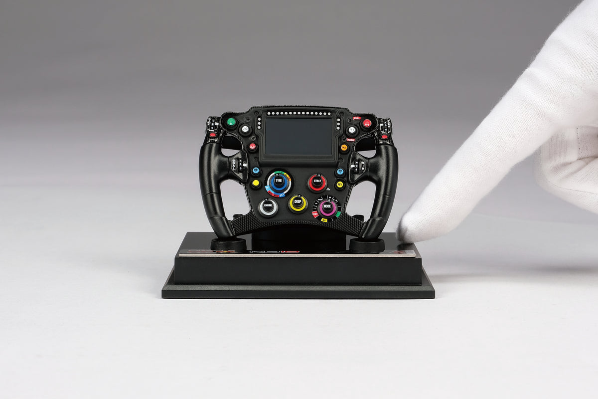 Oracle Red Bull Racing RB18 (2022) Steering Wheel at 1:4 Scale by Amalgam Collection