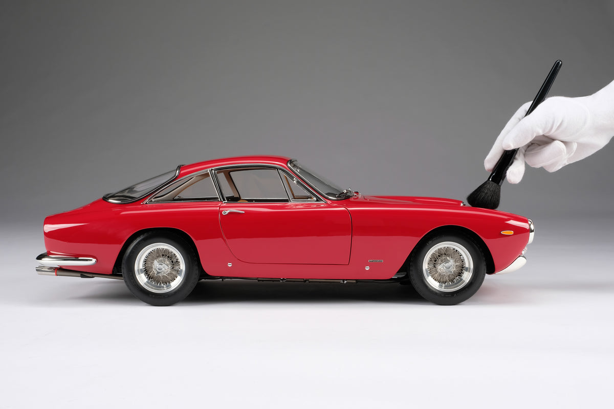 Ferrari 250 GT Lusso (1962) - 1:8 scale