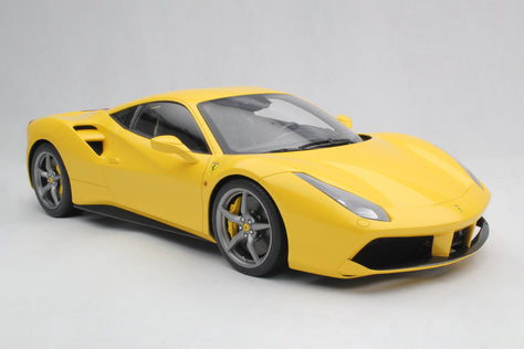 Ferrari 488 GTB und Spider – Maßgeschneidert