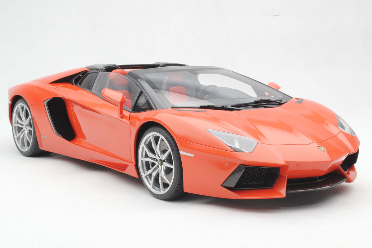 Lamborghini Aventador LP700-4 Roadster