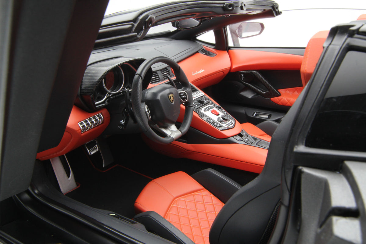 Lamborghini Aventador LP720-4 Roadster - Tailor Made