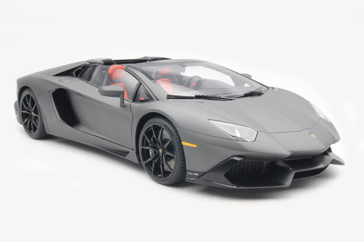 Lamborghini Aventador LP720-4 Roadster - Tailor Made