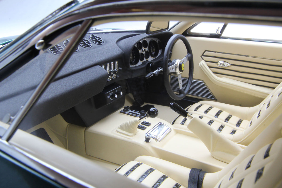 Ferrari 365 GTB/4 « Daytona » - Tailor Made