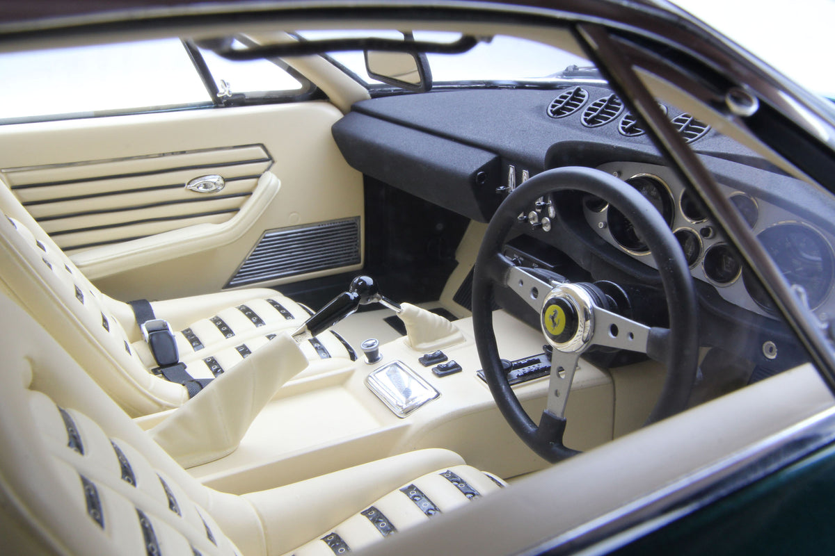 Ferrari 365 GTB/4 « Daytona » - Tailor Made