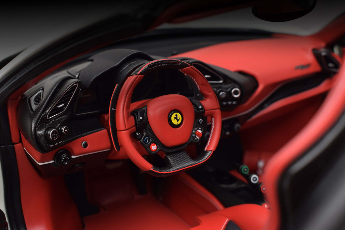 Ferrari 488 Pista Spider - Tailor Made