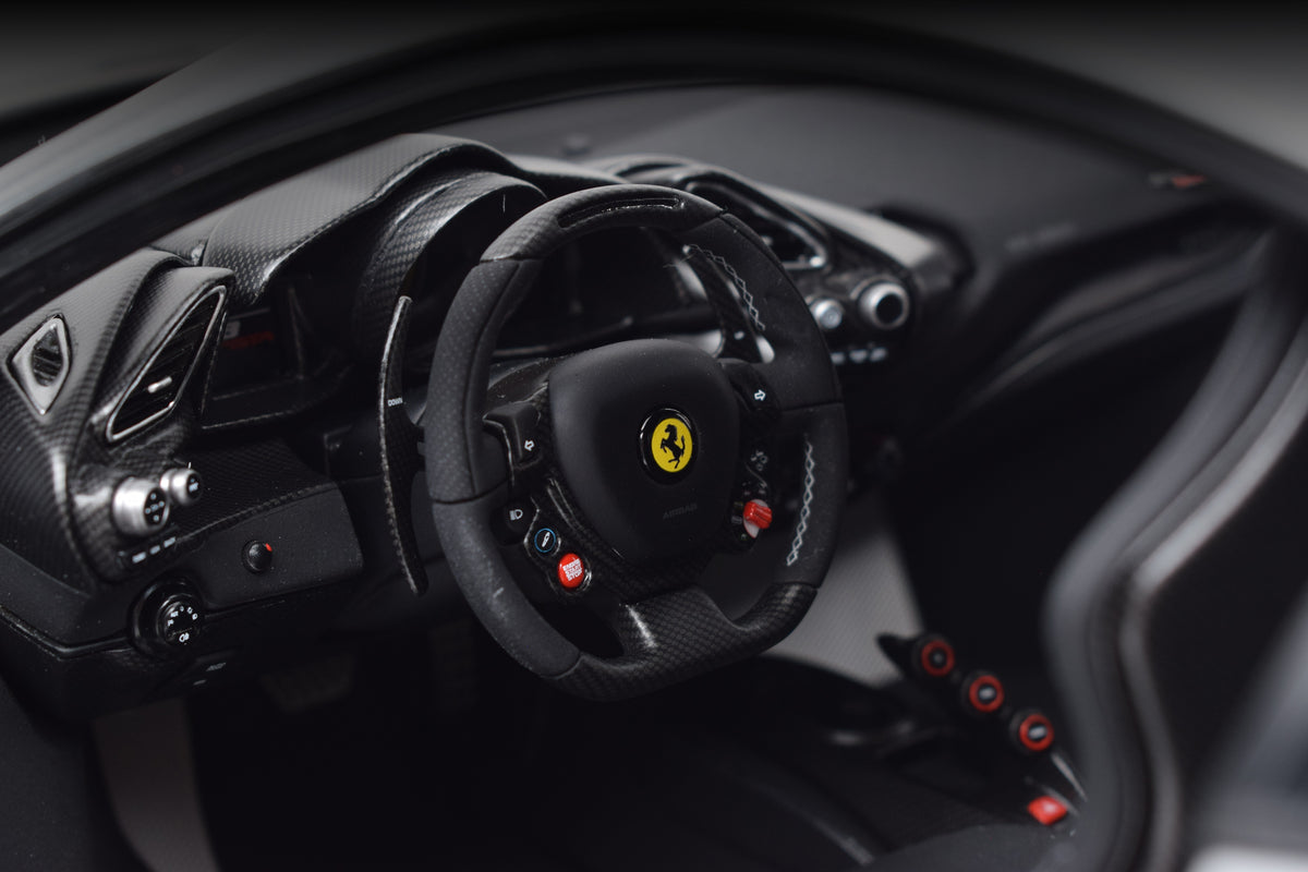 Ferrari 488 Pista - Tailor Made