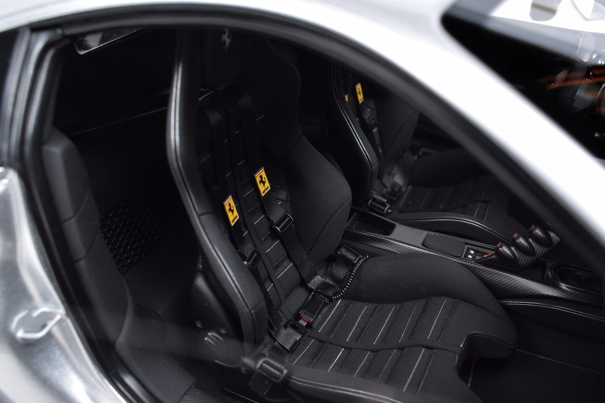 Ferrari 488 Pista - Tailor Made