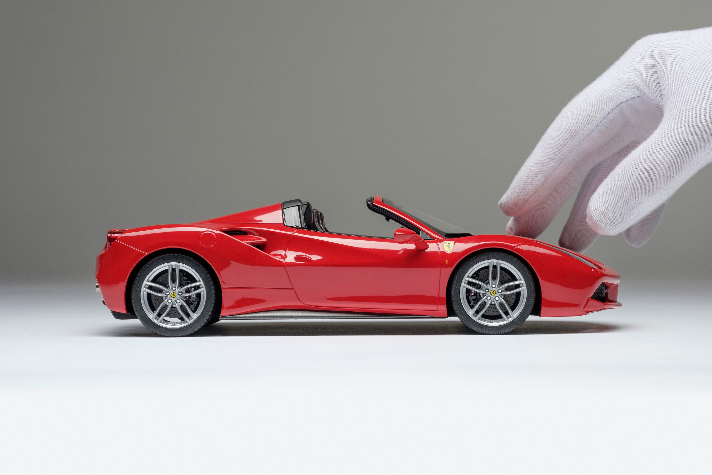 Ferrari 488 Spider – Amalgam Collection