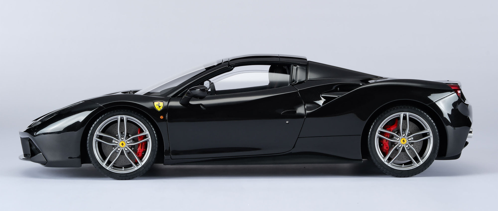 Ferrari 488 GTB und Spider – Maßgeschneidert