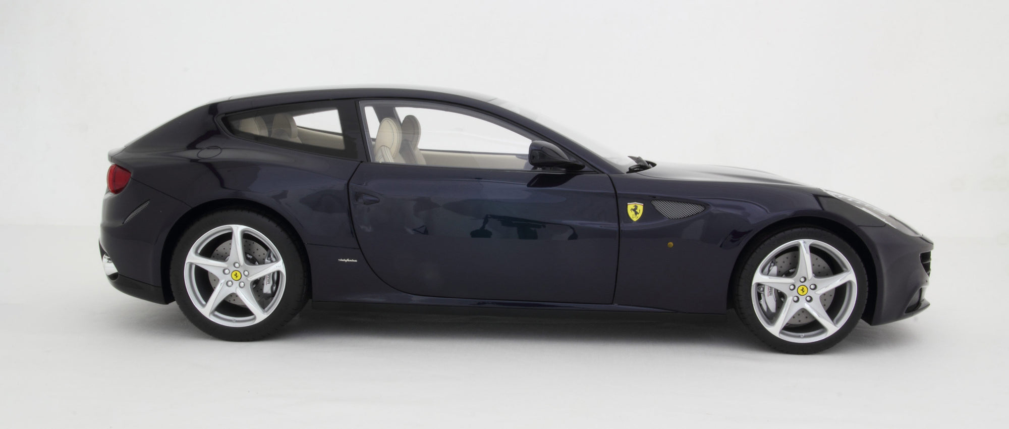 Ferrari FF - Tailor Made