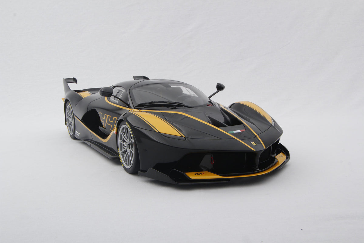 Ferrari FXX K - Tailor Made