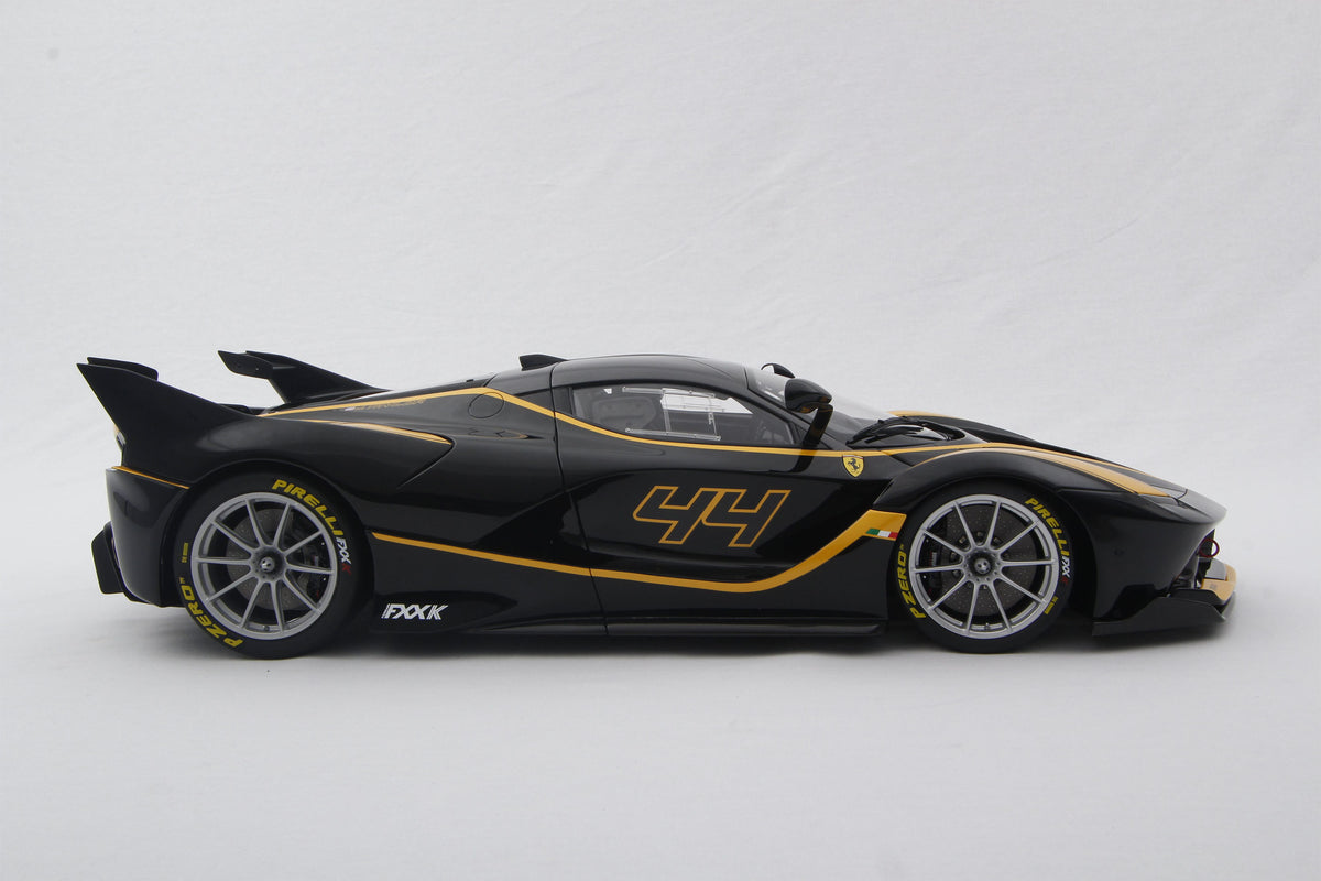 Ferrari FXX K - Tailor Made