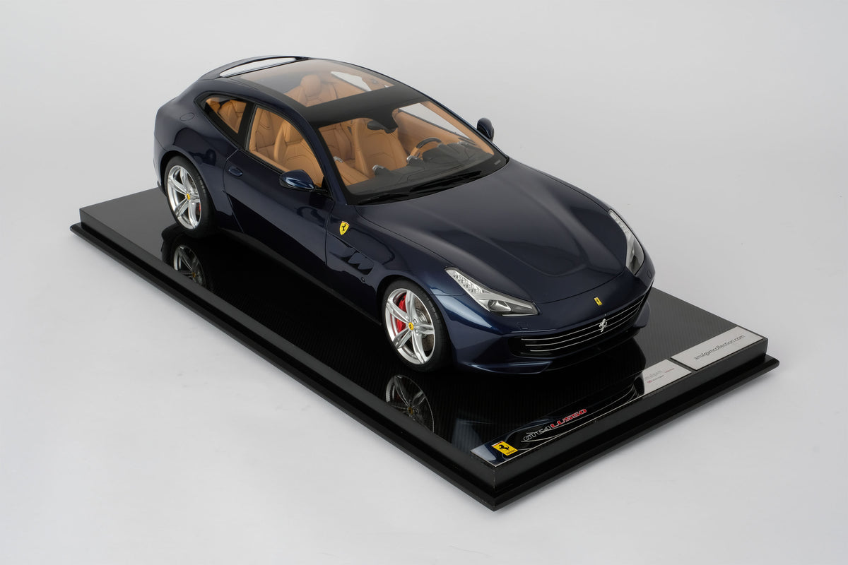 Ferrari GTC4 Lusso - Tailor Made