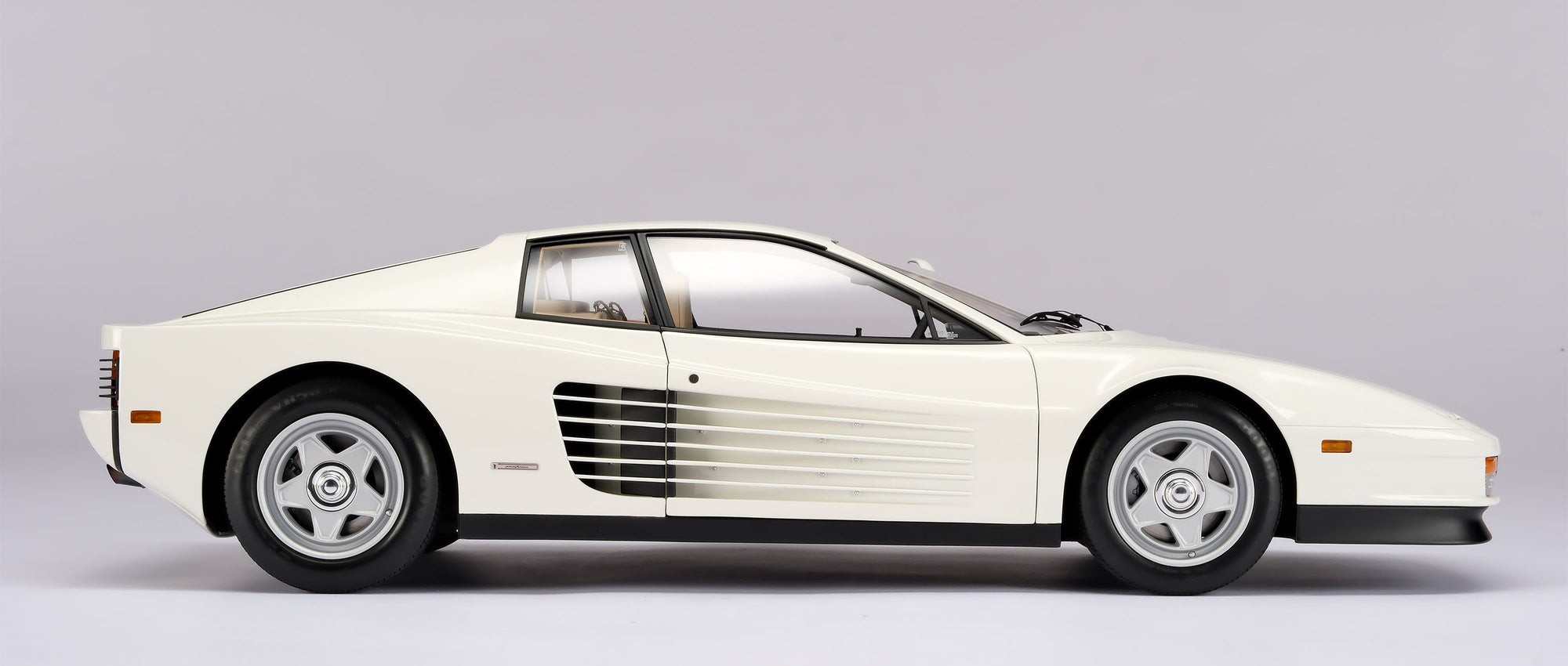 Ferrari Testarossa - Tailor Made