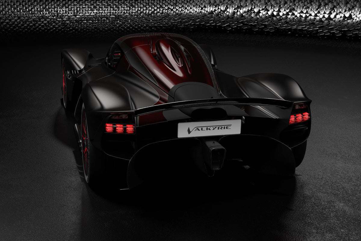 Aston Martin Valkyrie - Bespoke - 1:8 scale by Amalgam Collection