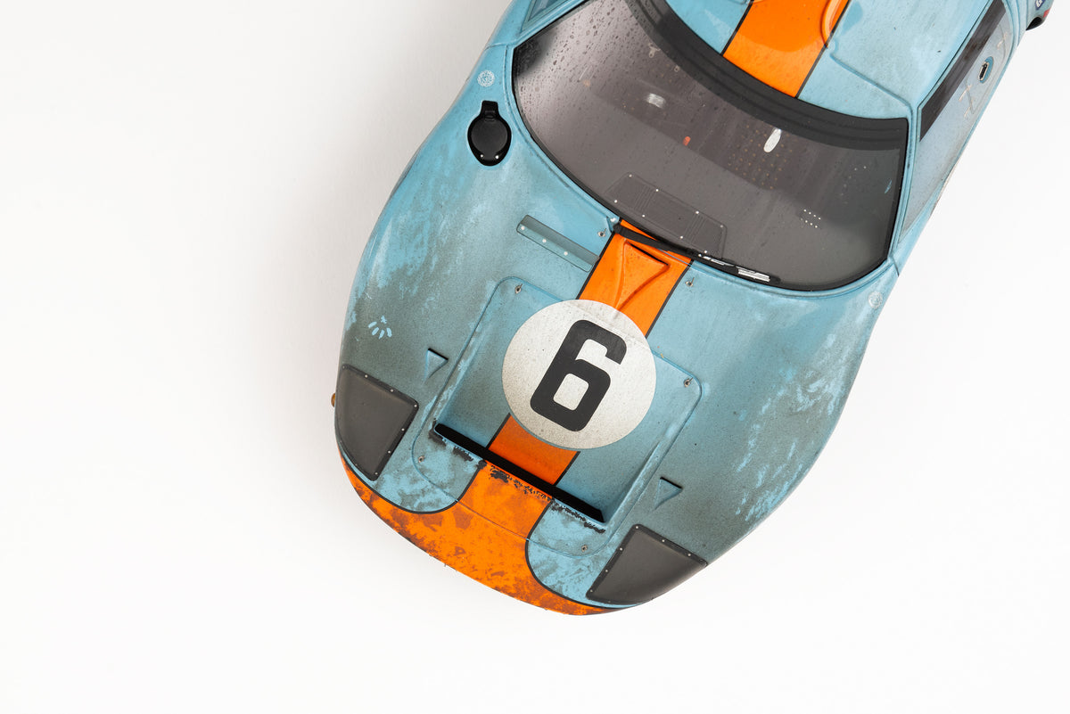 Ford GT40 - 1969 Le Mans Winner - Race Weathered at 1:18 scale by Amalgam Collection