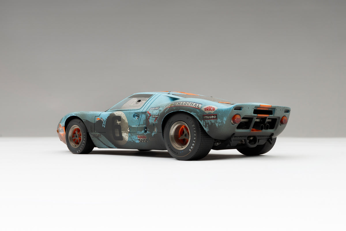 Ford GT40 - 1969 Le Mans Winner - Race Weathered at 1:18 scale by Amalgam Collection