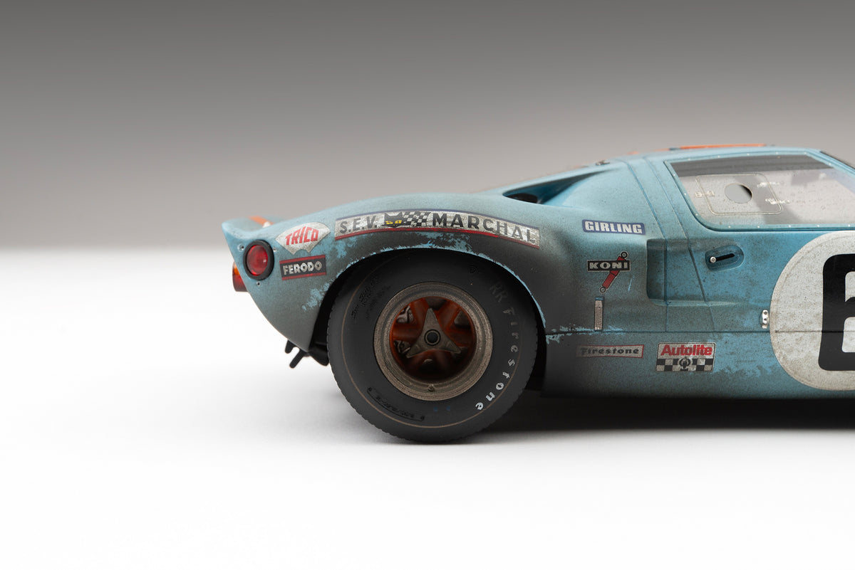 Ford GT40 - 1969 Le Mans Winner - Race Weathered at 1:18 scale by Amalgam Collection