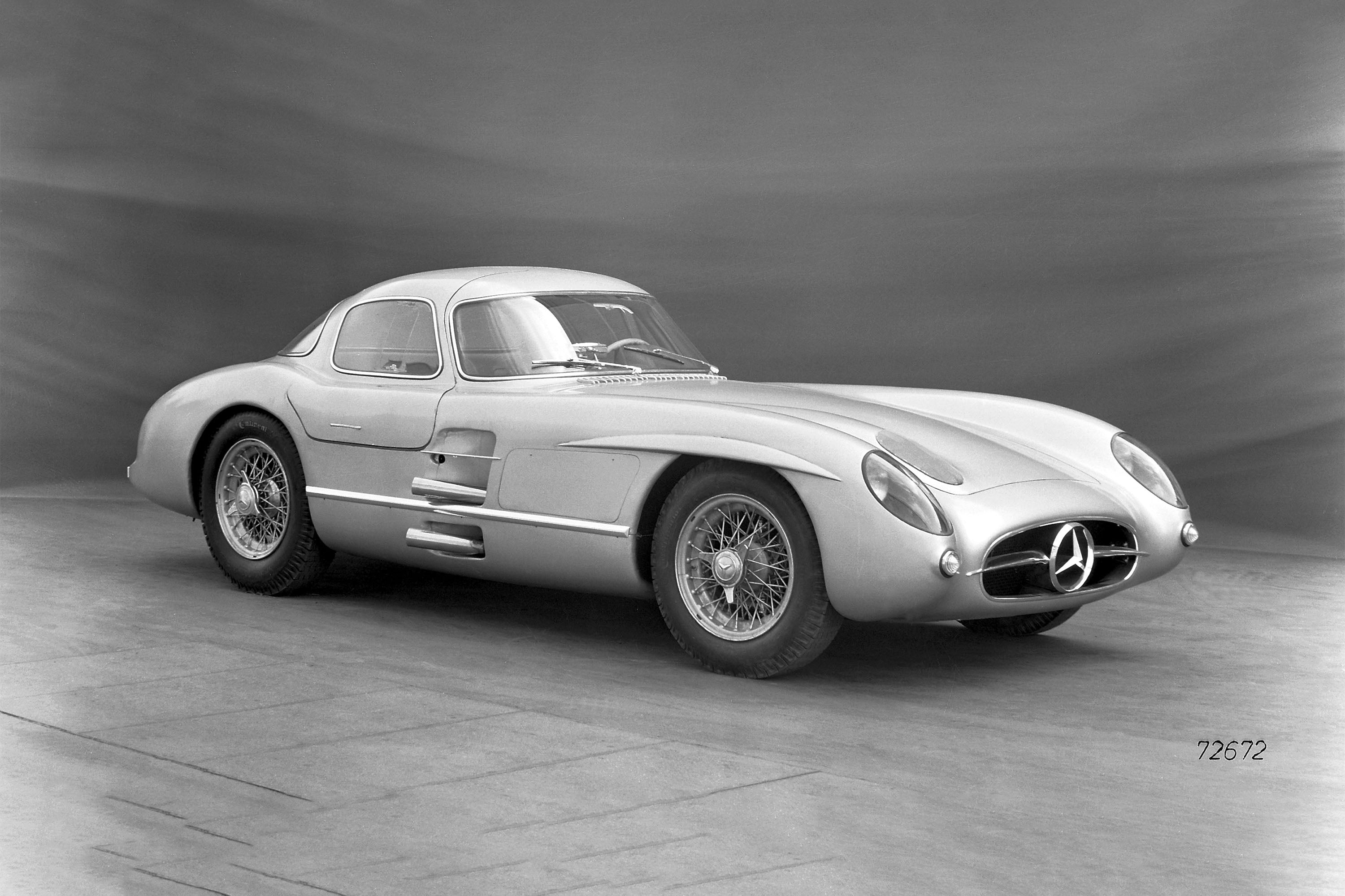 メルセデス・ベンツ 300 SLR「ウーレンハウト クーペ」 – Amalgam 