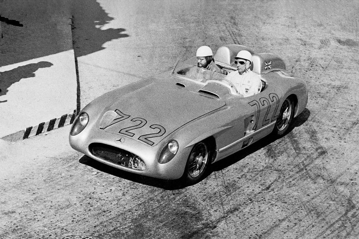 Mercedes-Benz 300 SLR - n° 722 - Vainqueur de la Mille Miglia 1955 - Stirling Moss et Denis Jenkinson - Échelle 1:18