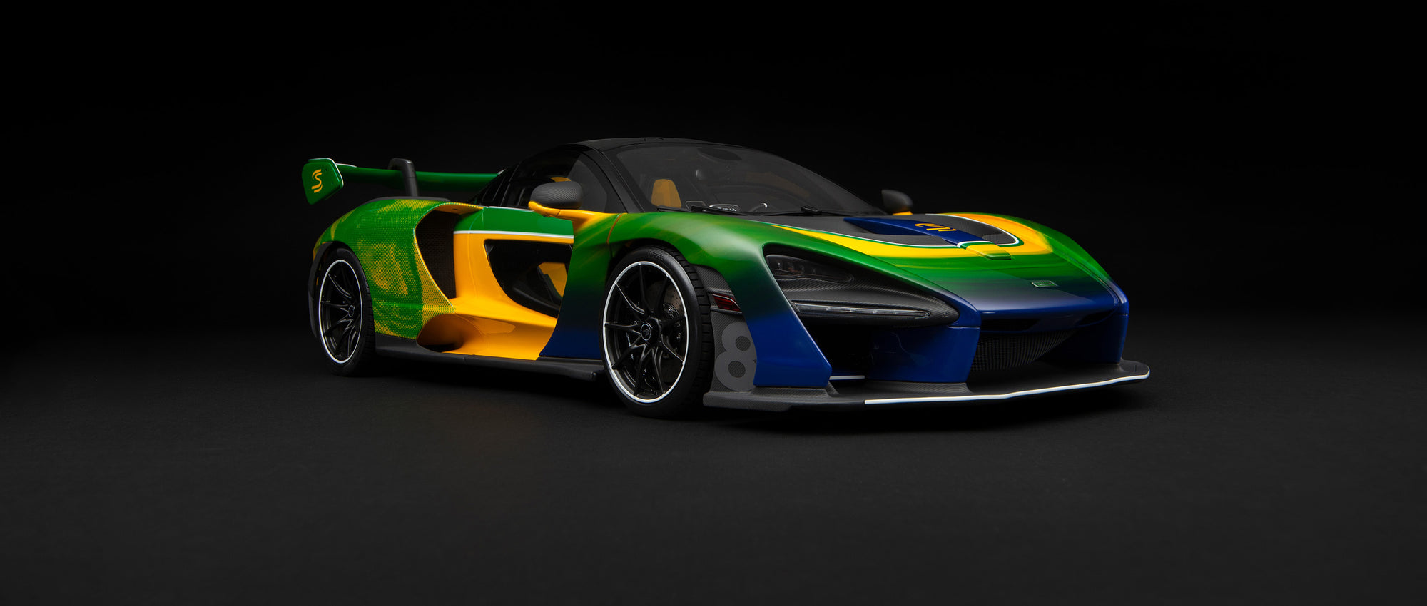 McLaren Senna in Senna Sempre Livery – Amalgam Collection