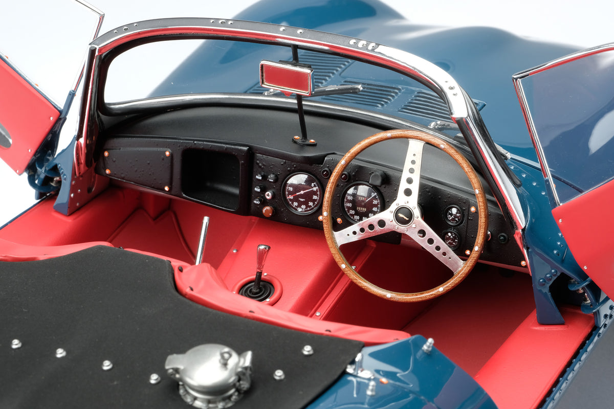 Jaguar XKSS - Tailor Made