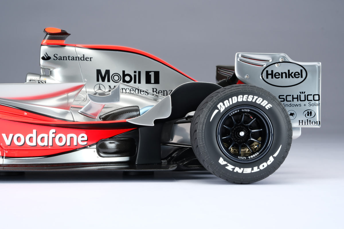 McLaren MP4-22 - Vainqueur du Grand Prix d'Europe 2007 - Fernando Alonso - Échelle 1/8