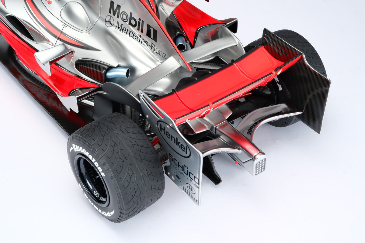 McLaren MP4-22 - Vainqueur du Grand Prix d'Europe 2007 - Fernando Alonso - Échelle 1/8