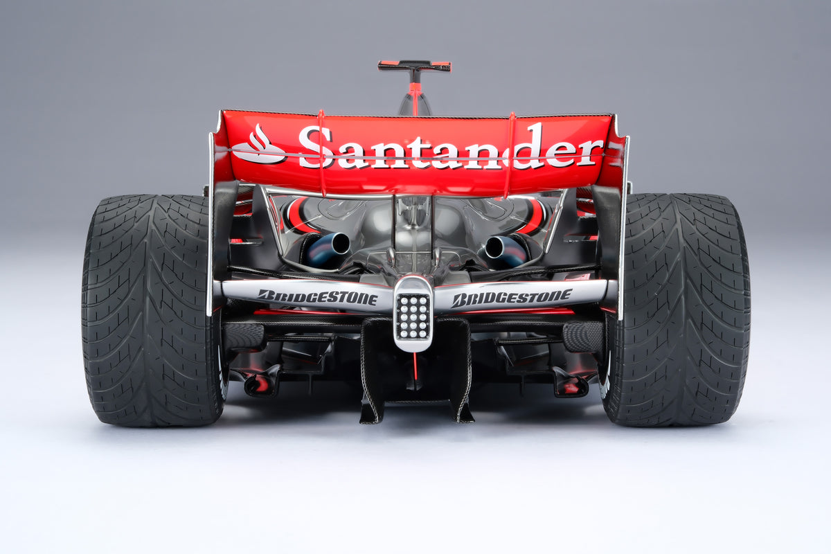 McLaren MP4-22 - Vainqueur du Grand Prix d'Europe 2007 - Fernando Alonso - Échelle 1/8