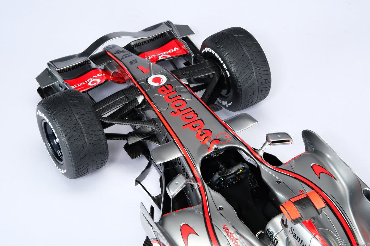 McLaren MP4-22 - Vainqueur du Grand Prix d'Europe 2007 - Fernando Alonso - Échelle 1/8