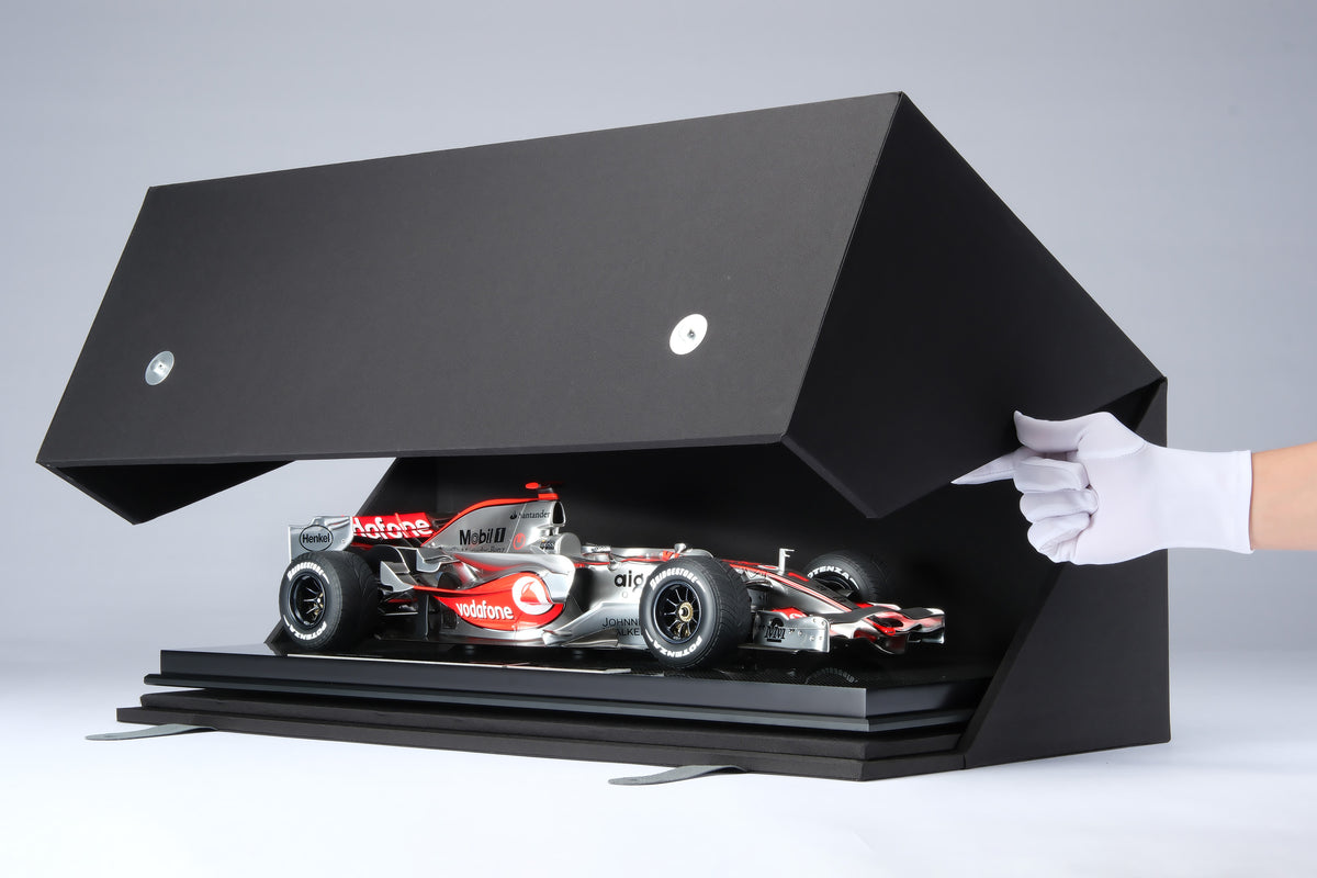 McLaren MP4-22 - Vainqueur du Grand Prix d'Europe 2007 - Fernando Alonso - Échelle 1/8