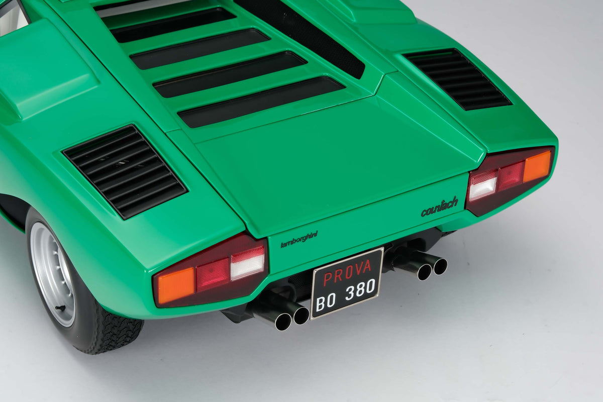 Lamborghini Countach LP400 (1974) - In Verde - 1:8 scale